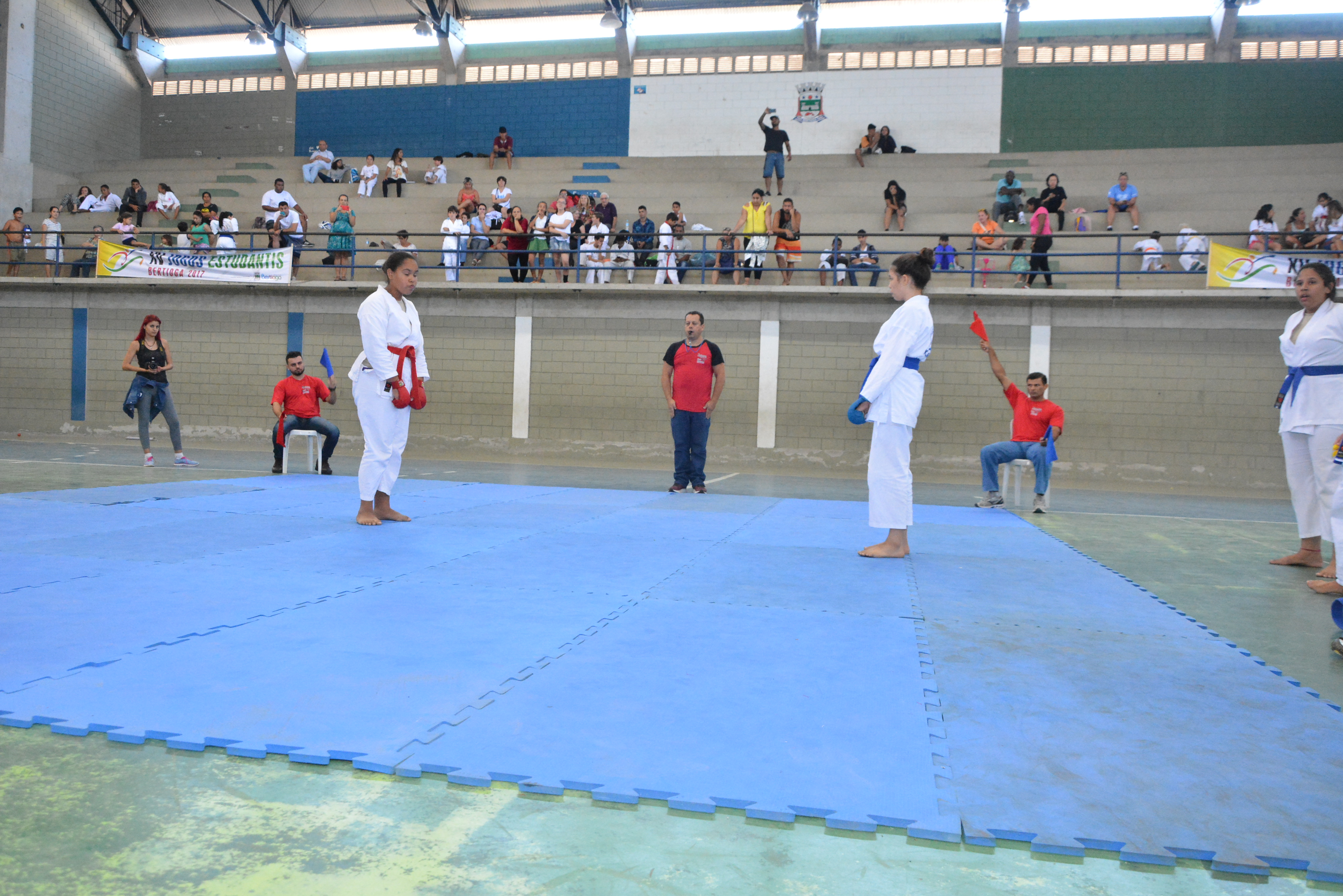 Alunos Do Projeto Karate Shorin Ryu Trocam De Faixa Em Exame Na Vila Do Bem 