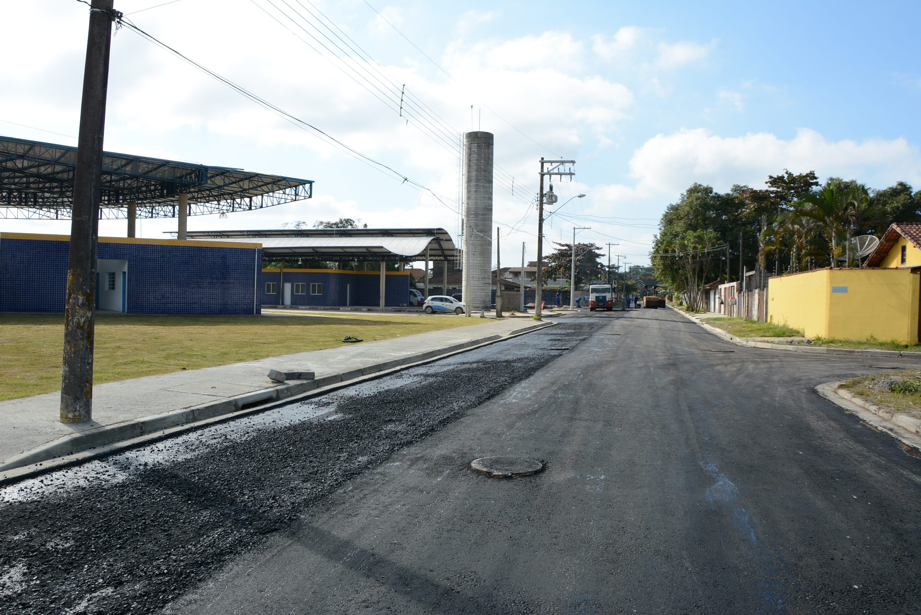 Prefeitura conclui pavimentação da rua no entorno da Rodoviária Municipal