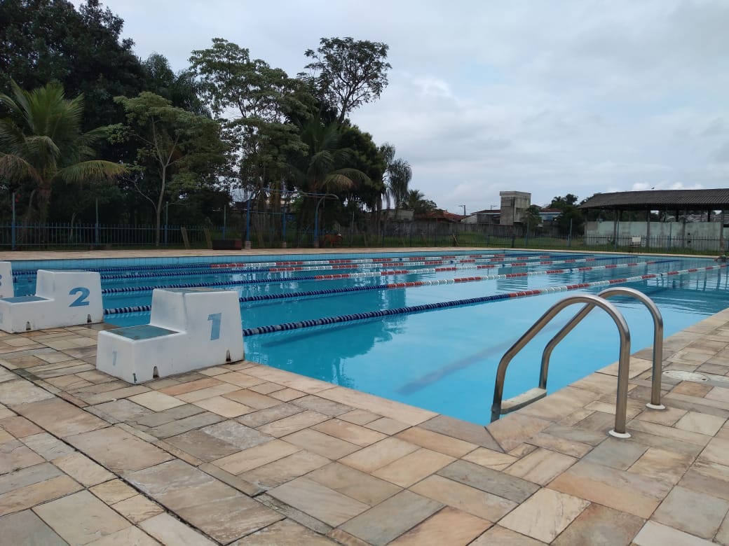 Piscina do Paço Municipal recebe “Desafio Natação Solidária”