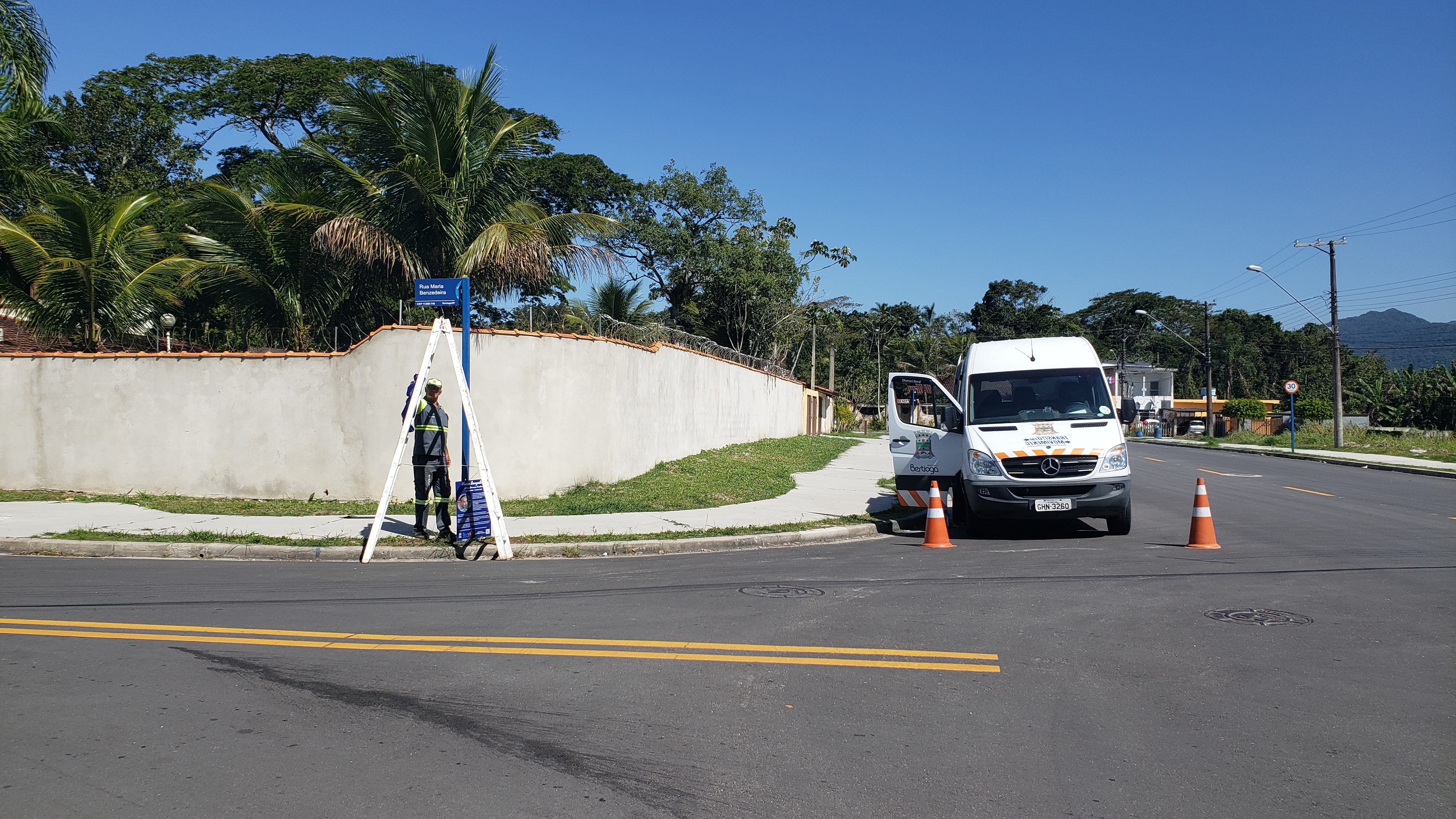 Prefeitura homenageia moradores que fizeram história e diferença em Bertioga