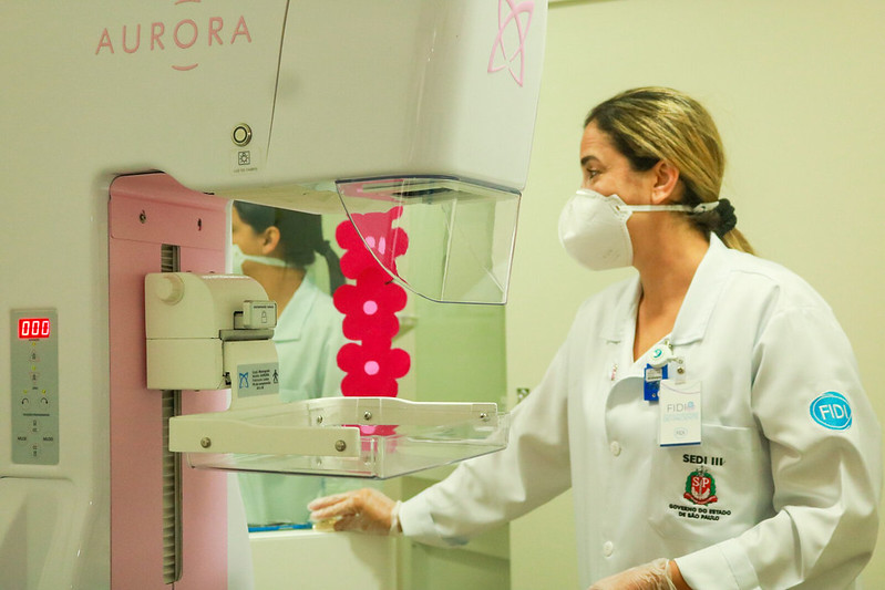 Carreta da mamografia com exames gratuitos inicia atendimento em Bertioga nesta terça (25)