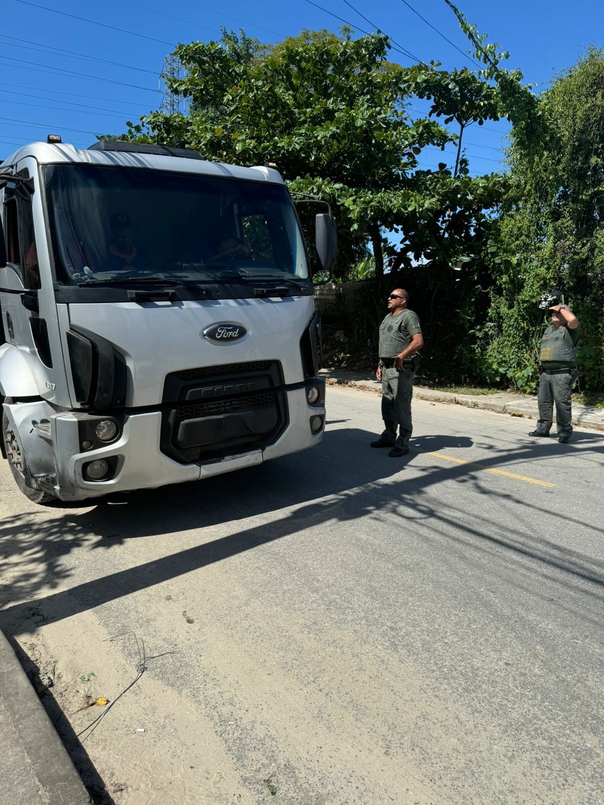 Operação ambiental em Bertioga interrompe comércio ilegal de madeira e intensifica patrulhamentos