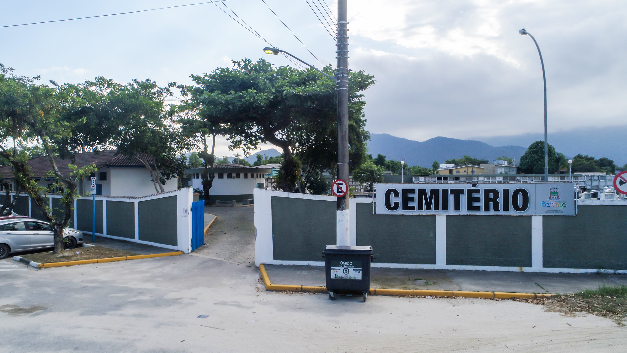 Cemitério Municipal recebe programação religiosa para o Dia de Finados