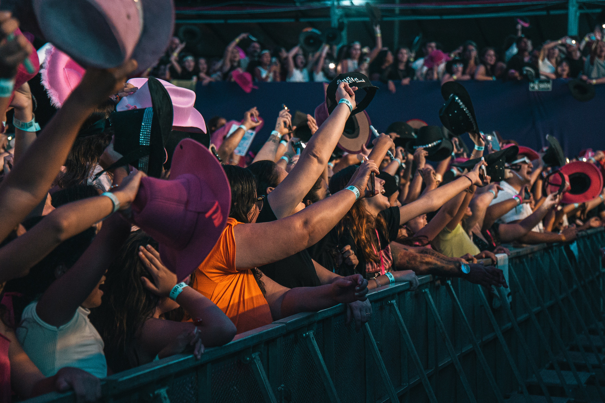 Belo, MC Kako e Gusttavo Lima são as atrações do Verão é Show neste fim de semana