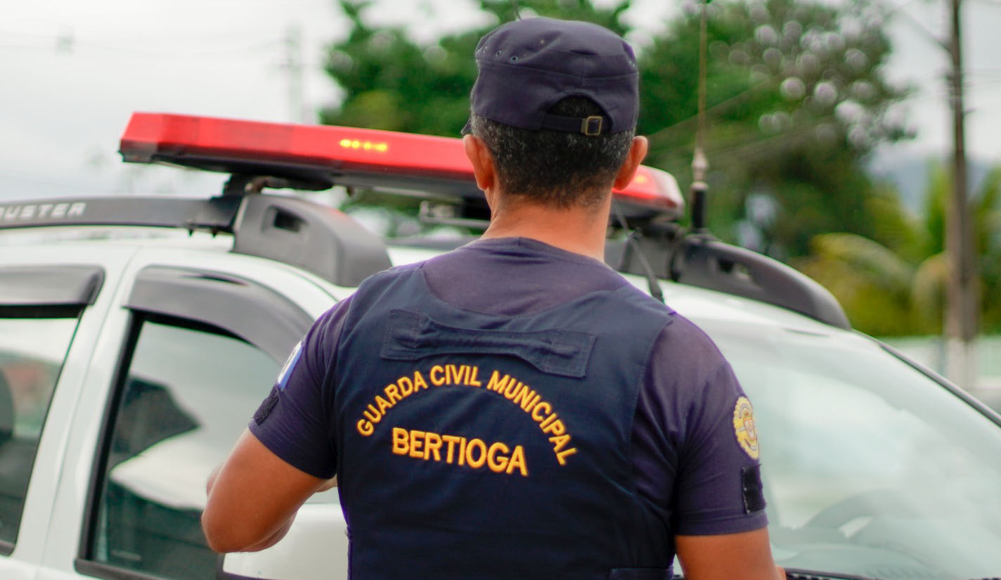 GCM de Bertioga realiza salvamento na Praia Vista Linda 