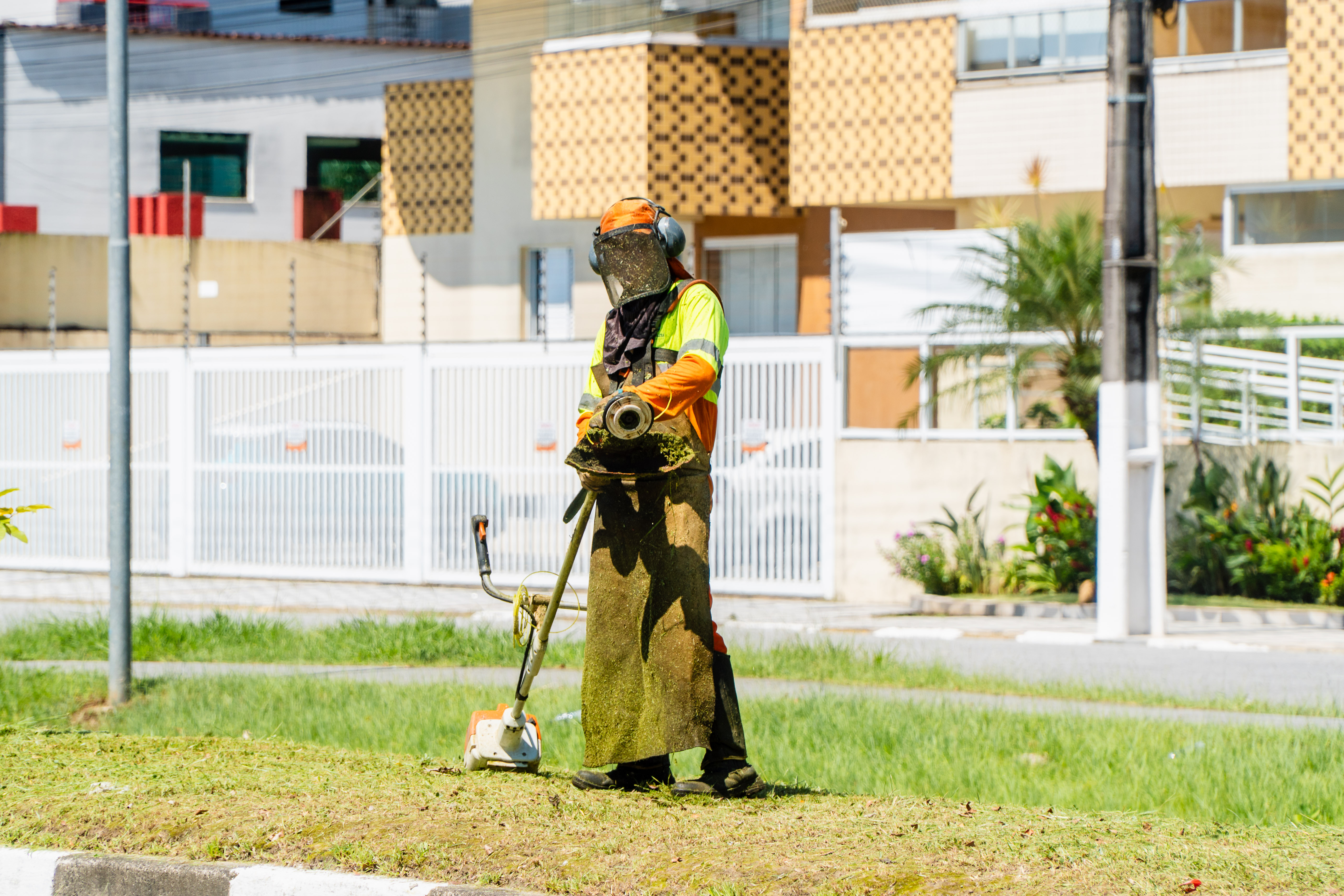 Bertioga intensifica zeladoria após fortes chuvas